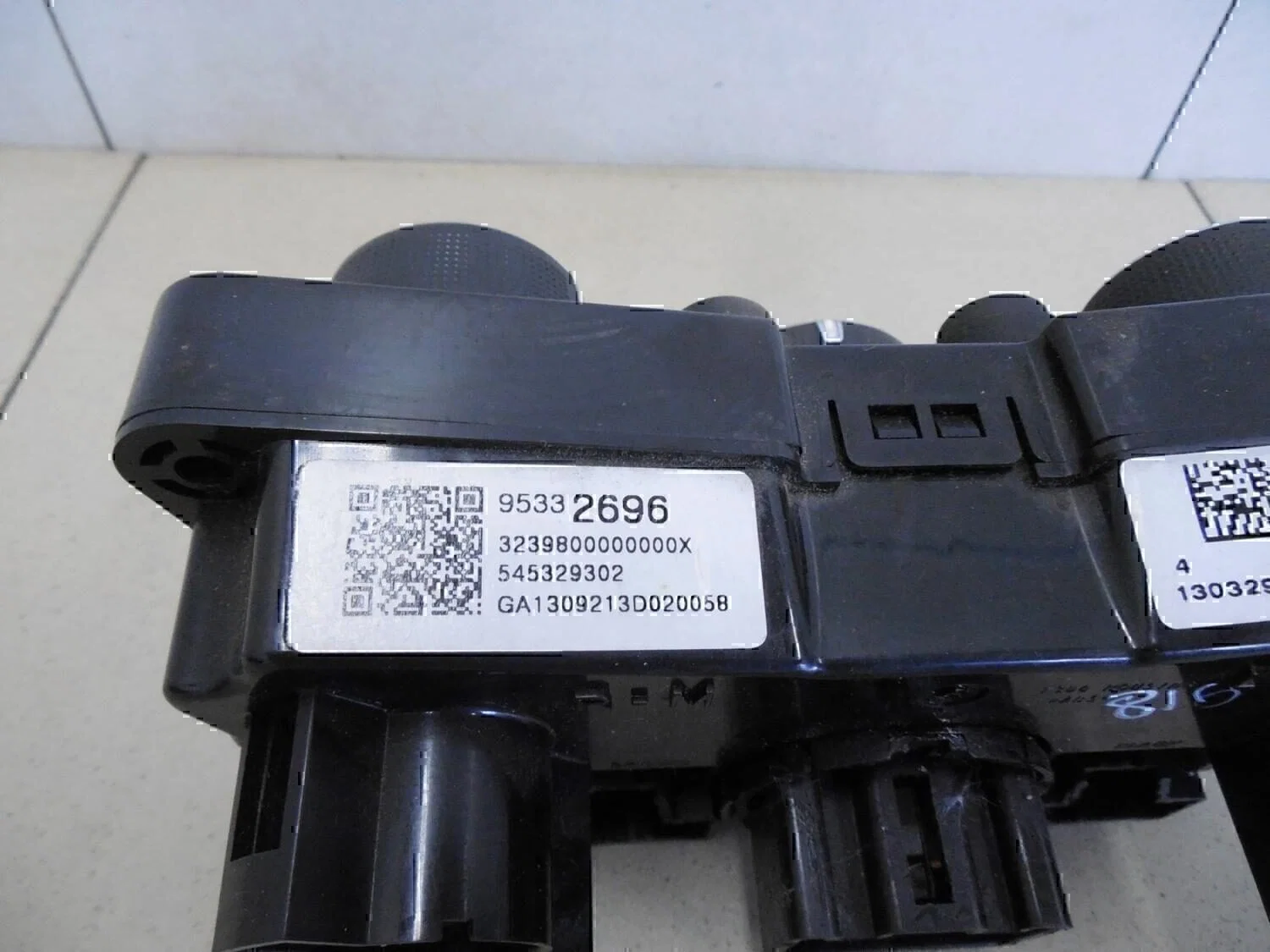 Блок управления отопителем Chevrolet Aveo (T300) 2011> - миниатюра 6