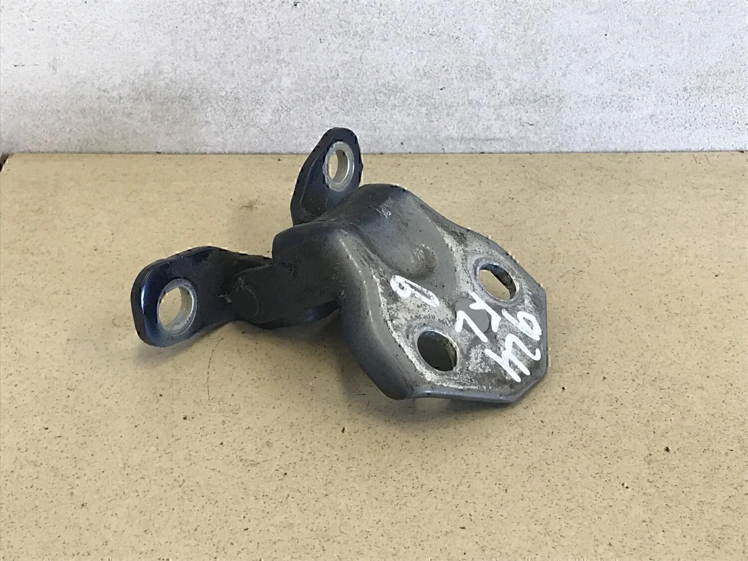 Петля двери передней Hyundai-KIA Spectra 2001-2011 - миниатюра 3