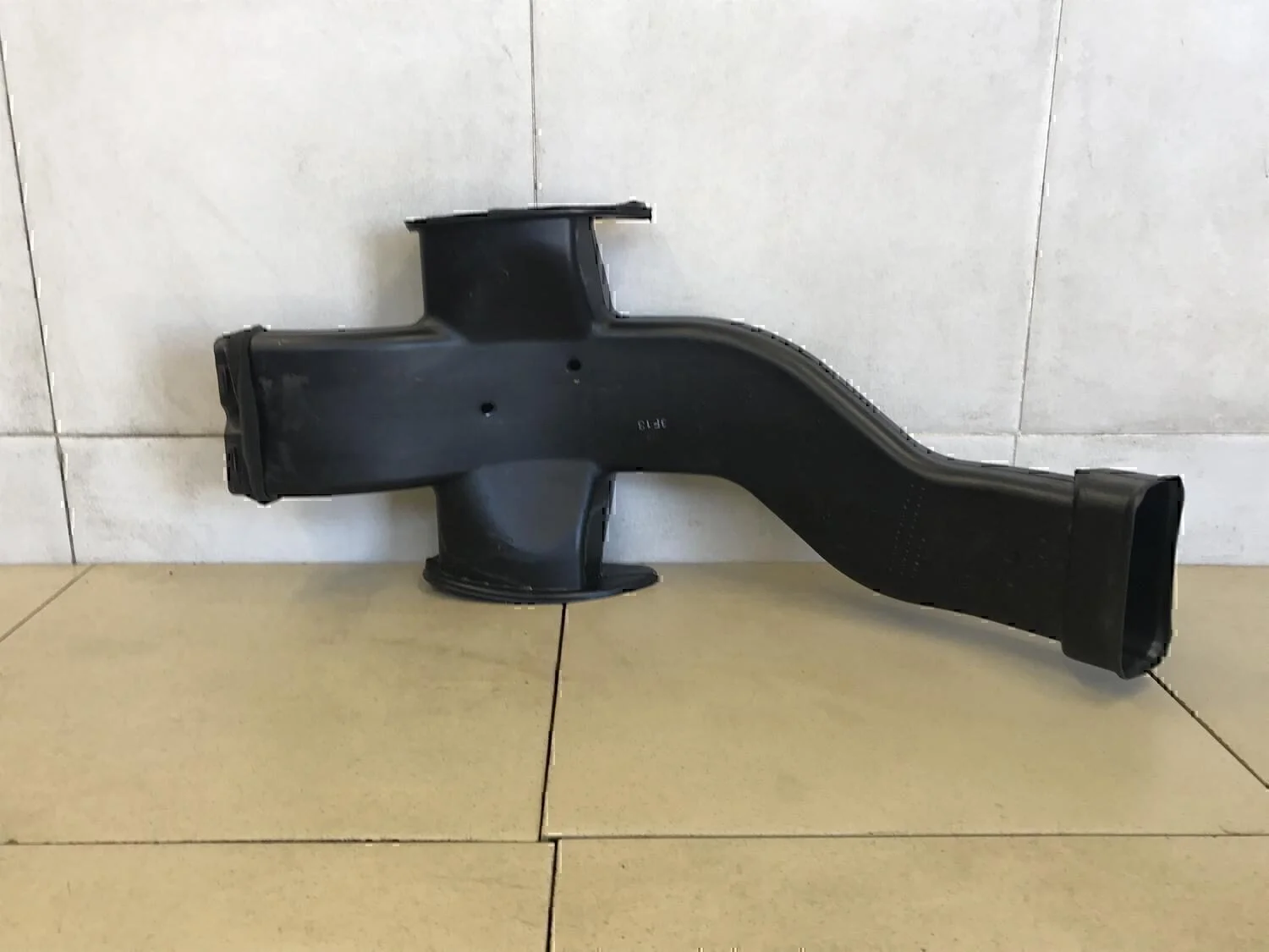 Воздуховод Chevrolet Captiva (C100) 2006-2010 - миниатюра 2