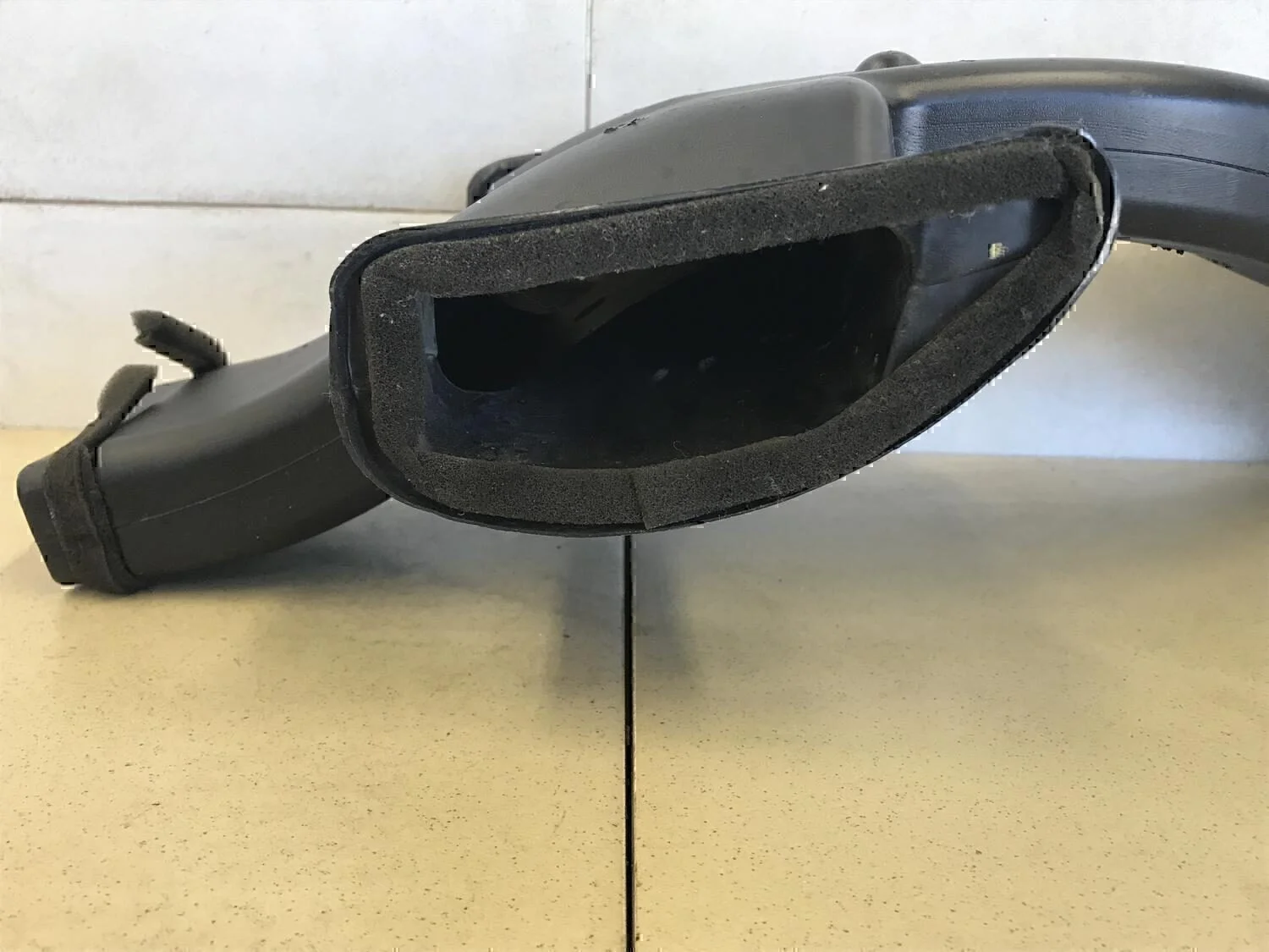 Воздуховод Chevrolet Captiva (C100) 2006-2010 - миниатюра 5