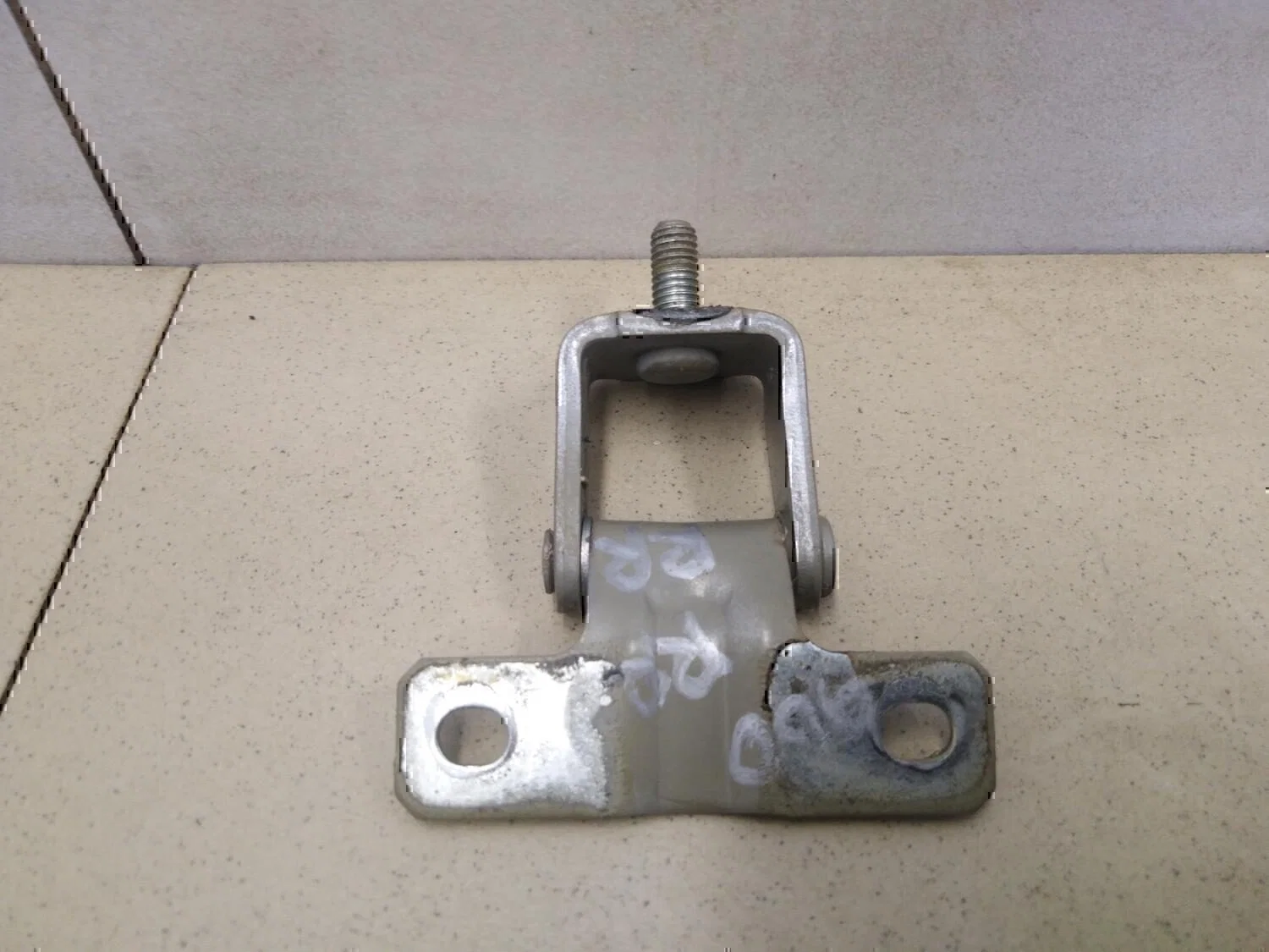 Петля двери багажника MITSUBISHI ASX 2010-2016 - миниатюра 2