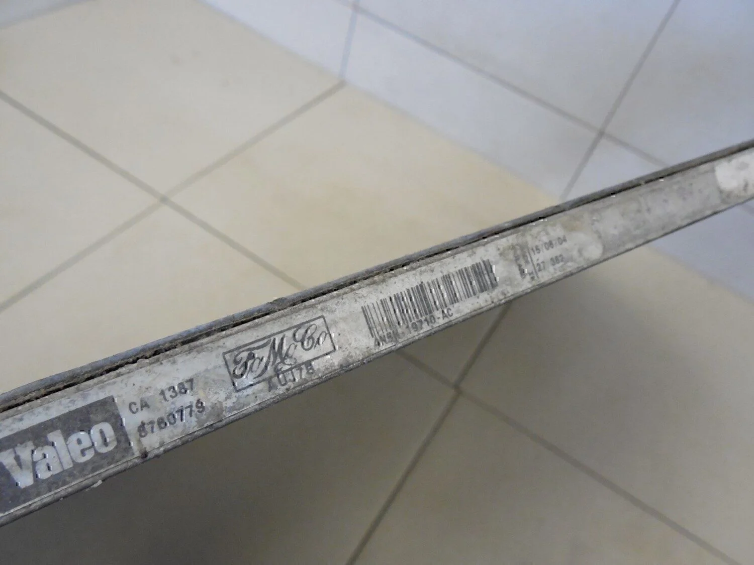 Радиатор кондиционера (конденсер) VOLVO S40 2004-2012 - миниатюра 5