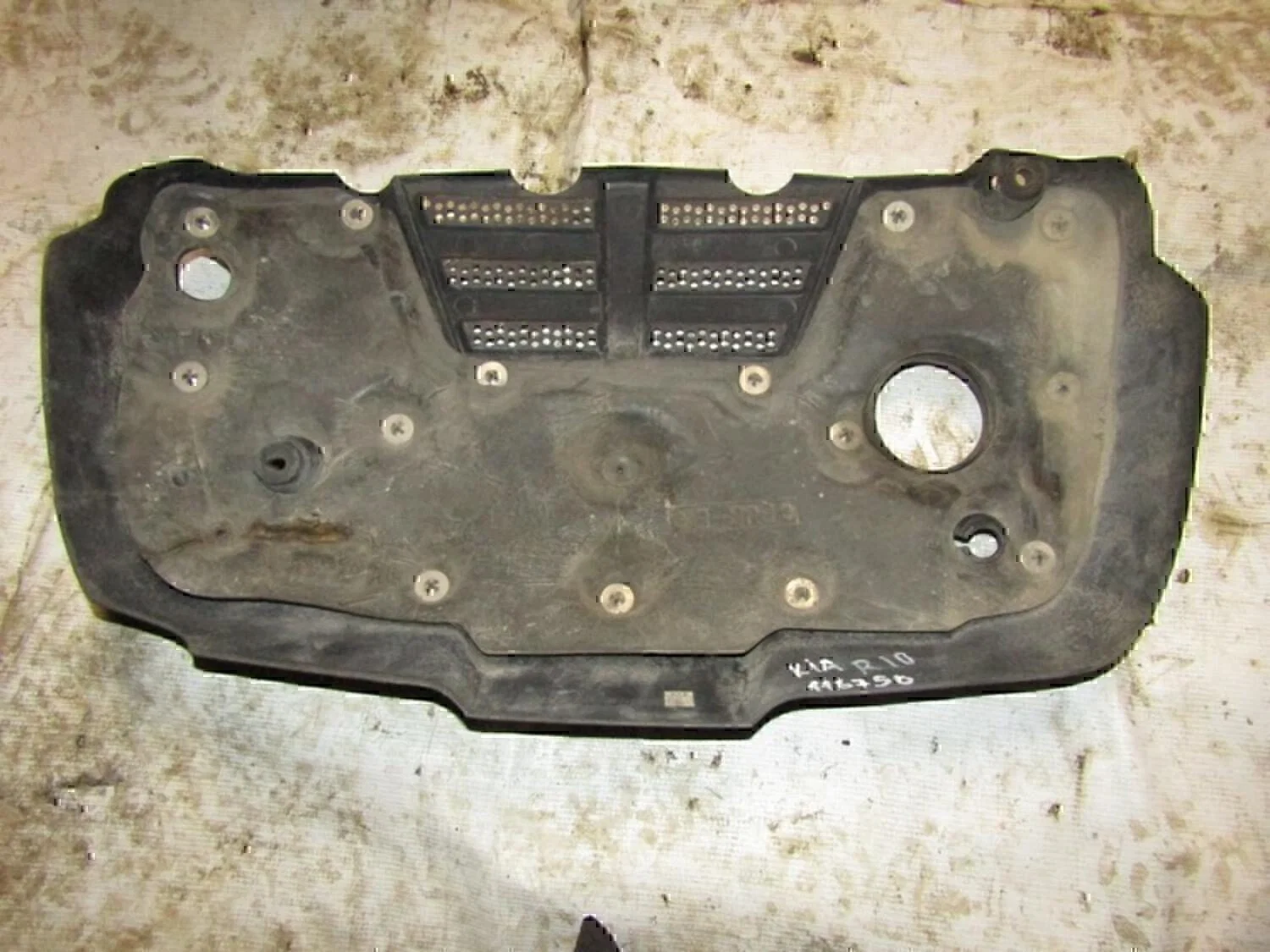 Накладка декоративная Hyundai-KIA RIO 2000-2004 - изображение 1