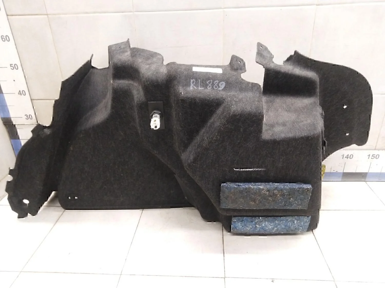 Обшивка багажника VW Jetta 2011> - миниатюра 6