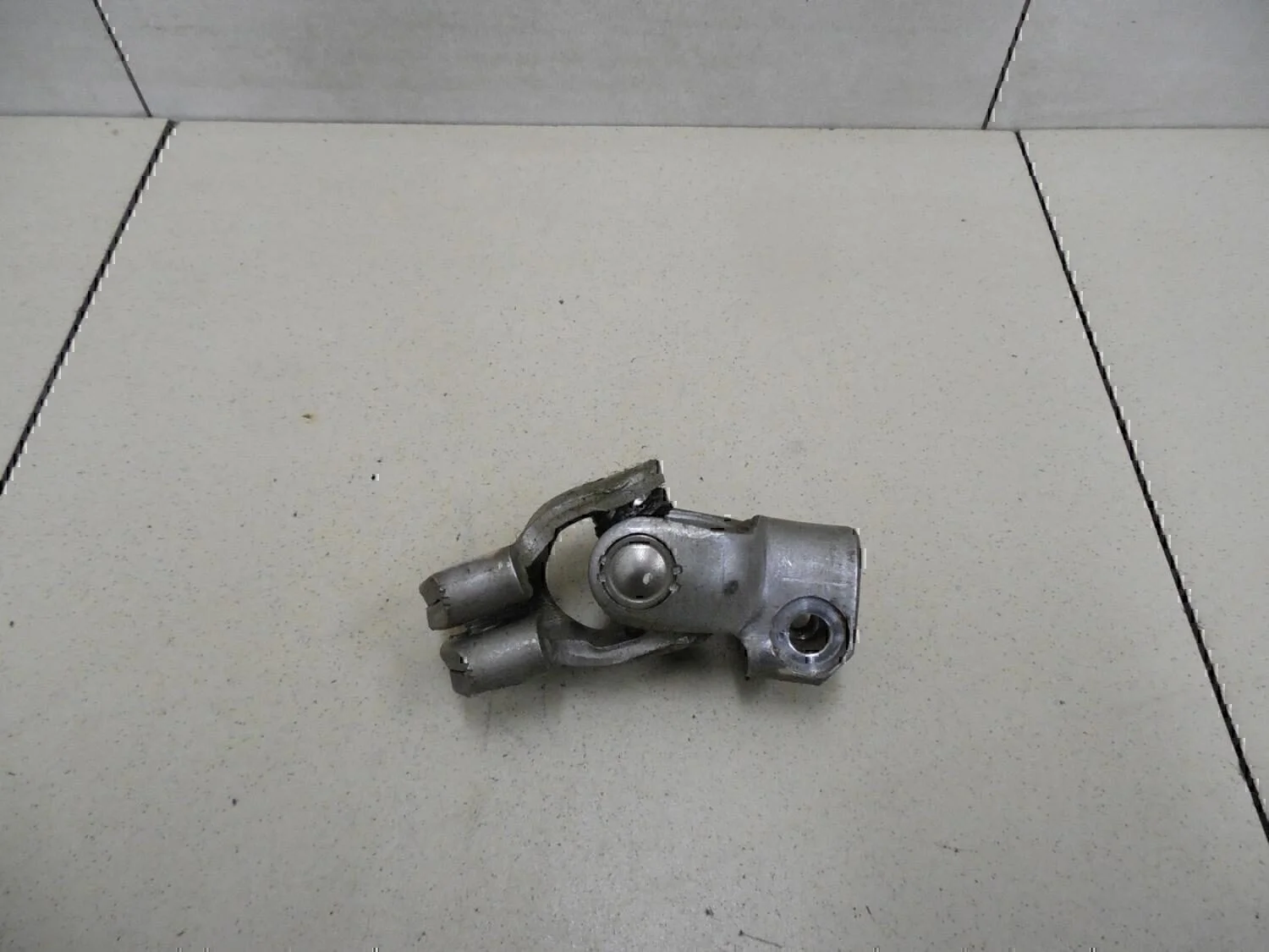 Крестовина рулевого кардана Hyundai-KIA RIO 2000-2004 - изображение 1