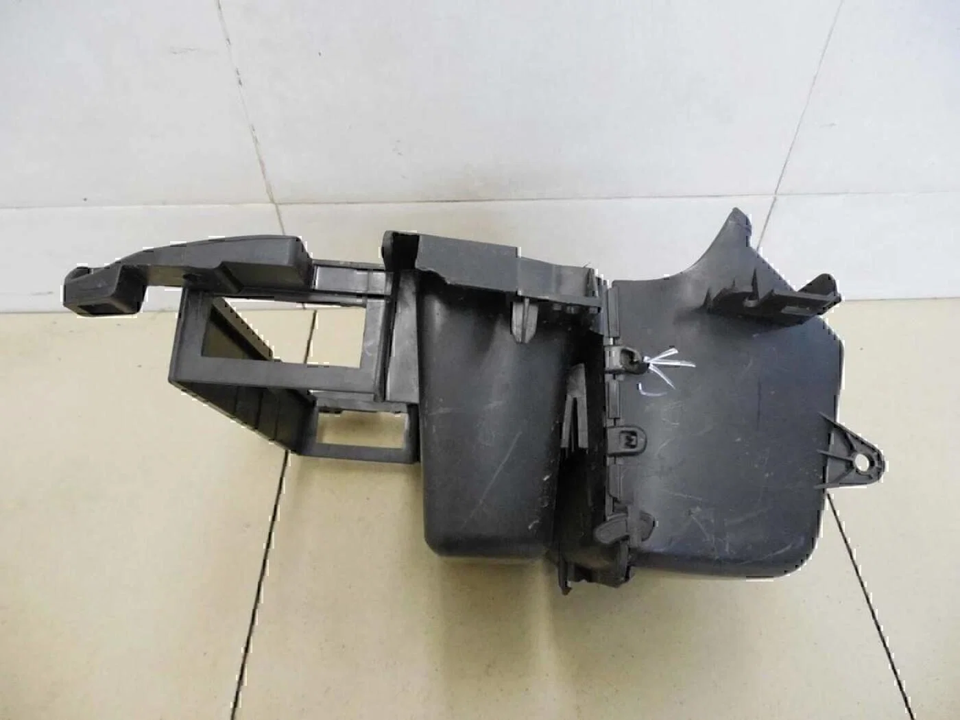 Ящик передней консоли Peugeot-Citroen C3 2002-2009 - миниатюра 3