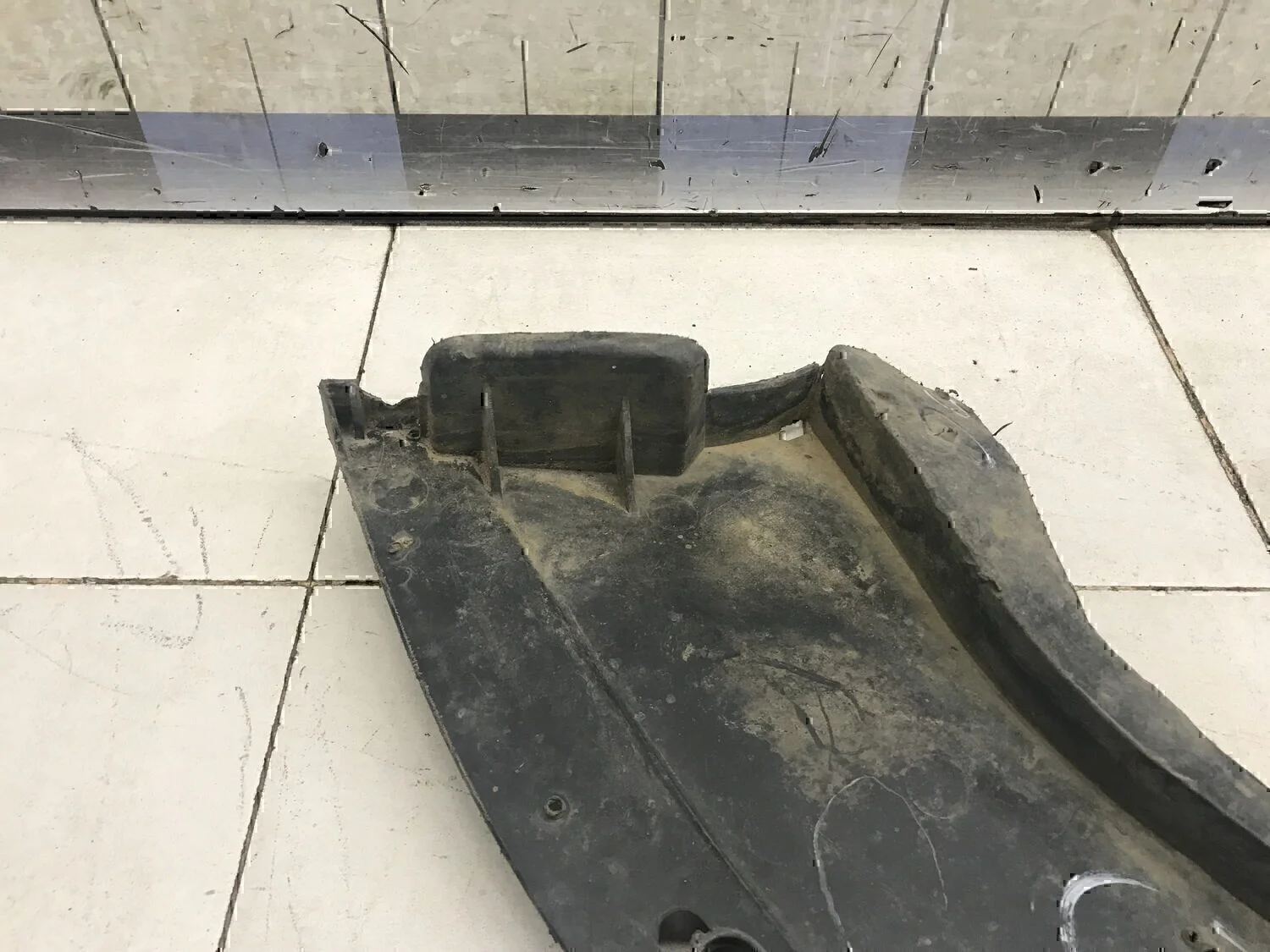 Пыльник (кузов наружные) VOLVO S40 2004-2012 - миниатюра 4