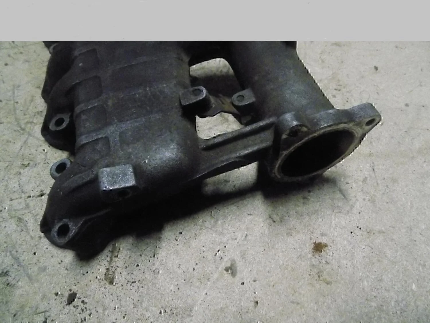 Коллектор впускной Audi A3 (8L1) 1996-2003 - миниатюра 3