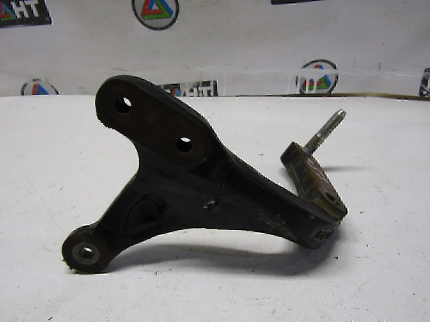 Кронштейн двигателя правый DAEWOO Matiz 2001-2015 - миниатюра 3