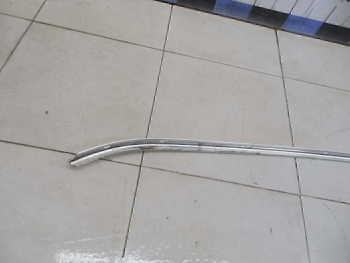 Накладка двери передней правой PEUGEOT 607 2000-2010 - миниатюра 5