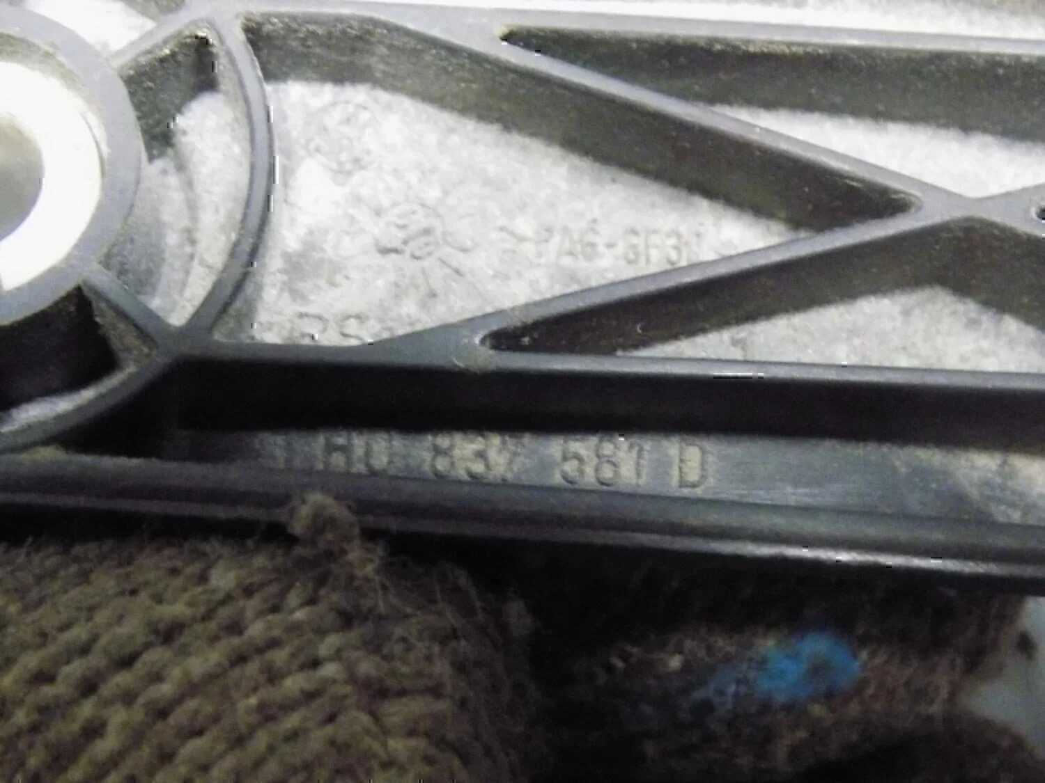 Ручка стеклоподъемника SKODA Octavia (A4 1U-) 2000-2011 - миниатюра 3