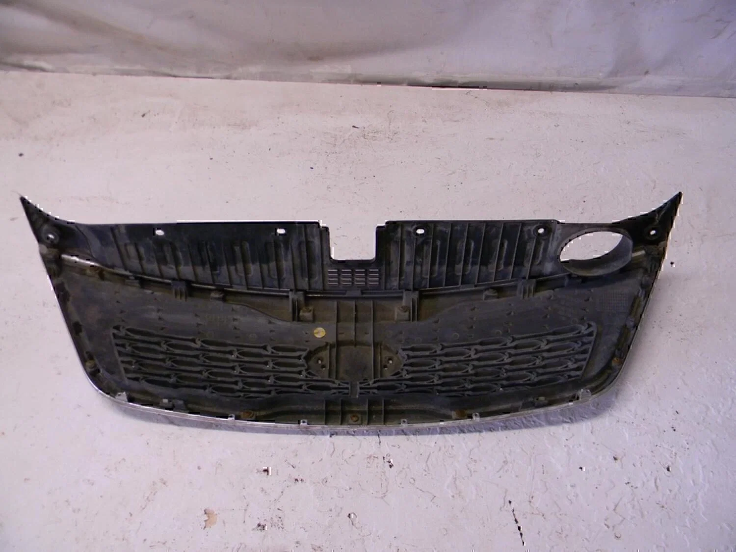 Решетка радиатора Hyundai-KIA Sorento 2009> - миниатюра 7