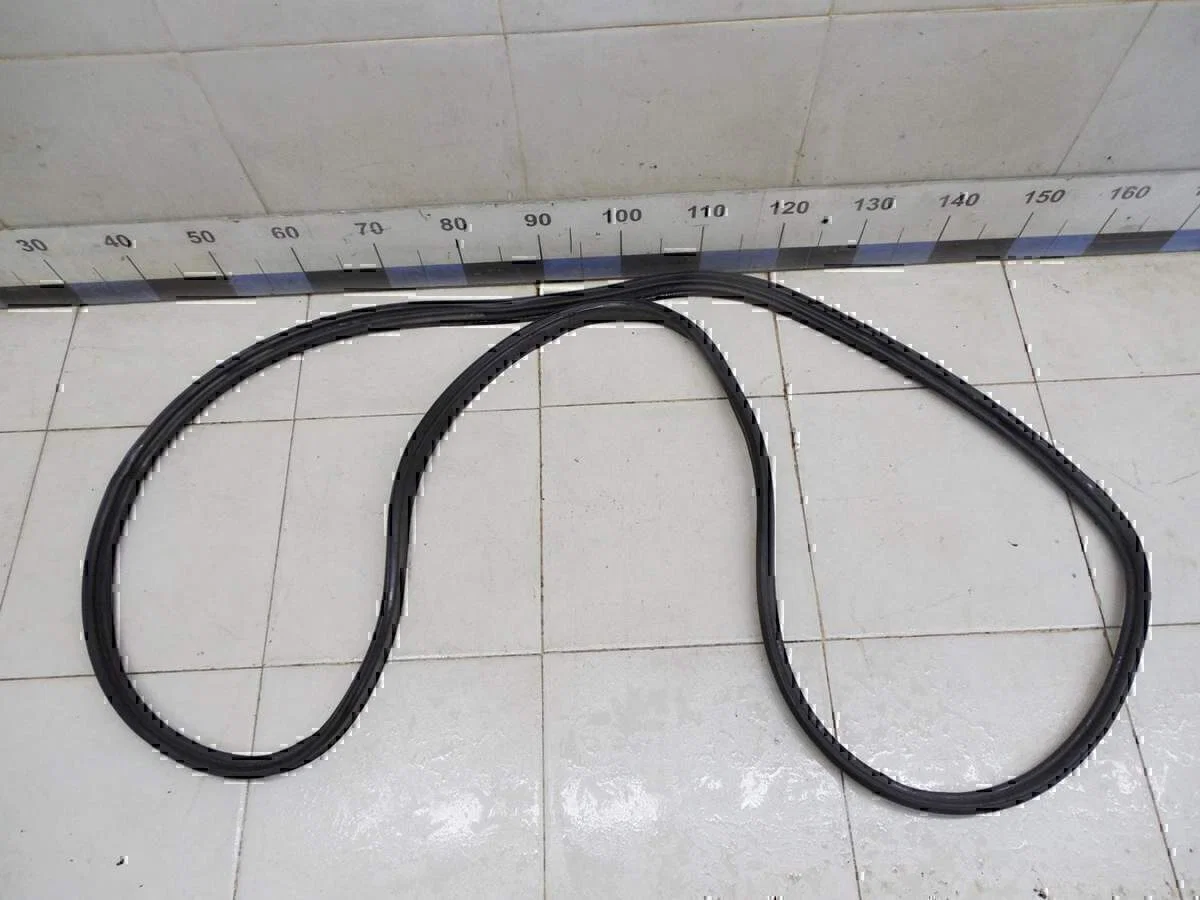Уплотнитель багажника Subaru Impreza (G12) 2007-2012 - изображение 1