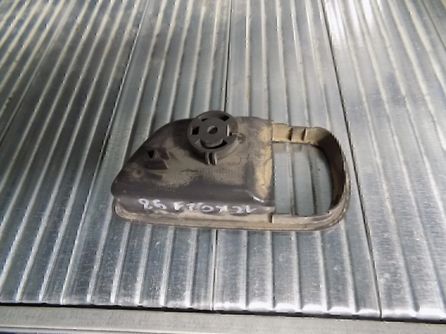 Накладка ручки внутренней Hyundai-KIA RIO 2005-2011 - миниатюра 2