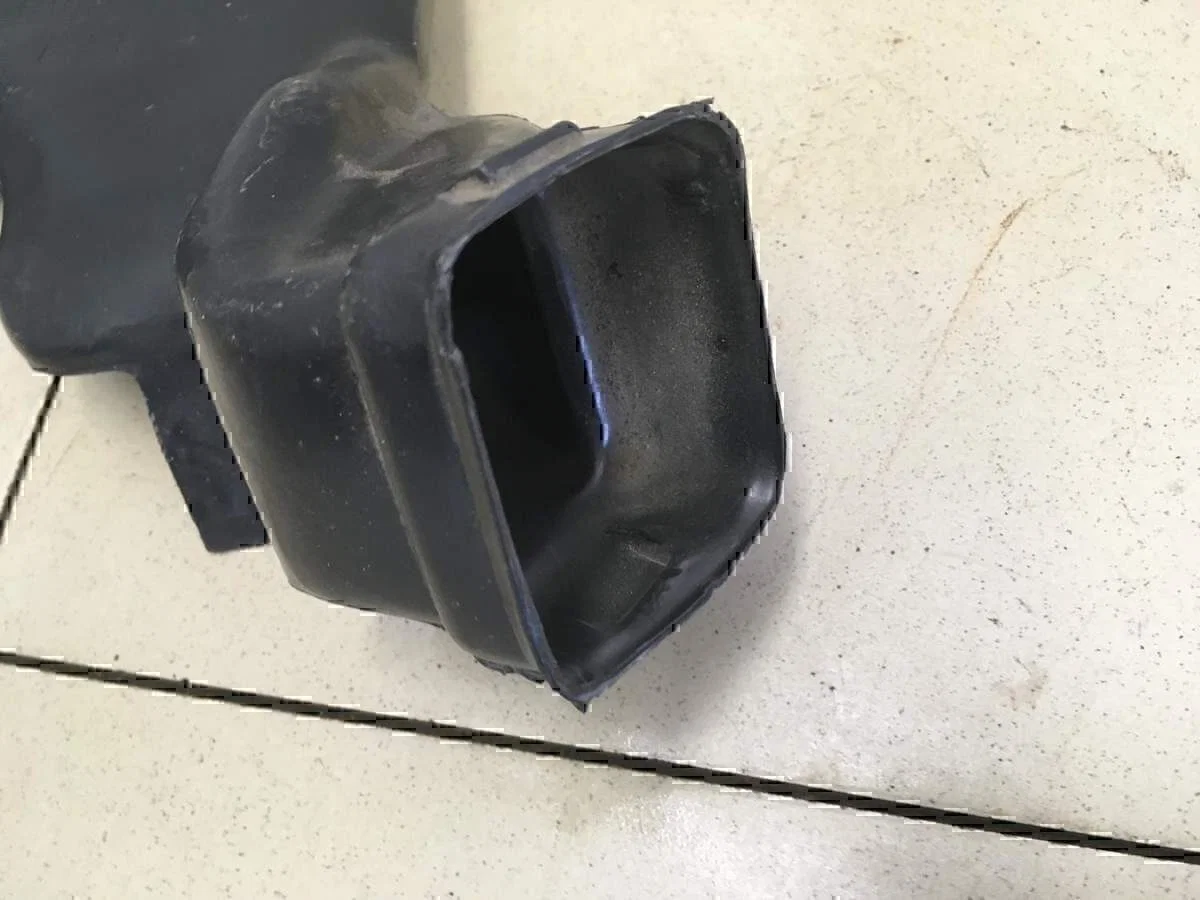 Воздуховод отопителя Hyundai-KIA Getz 2002-2010 - миниатюра 3