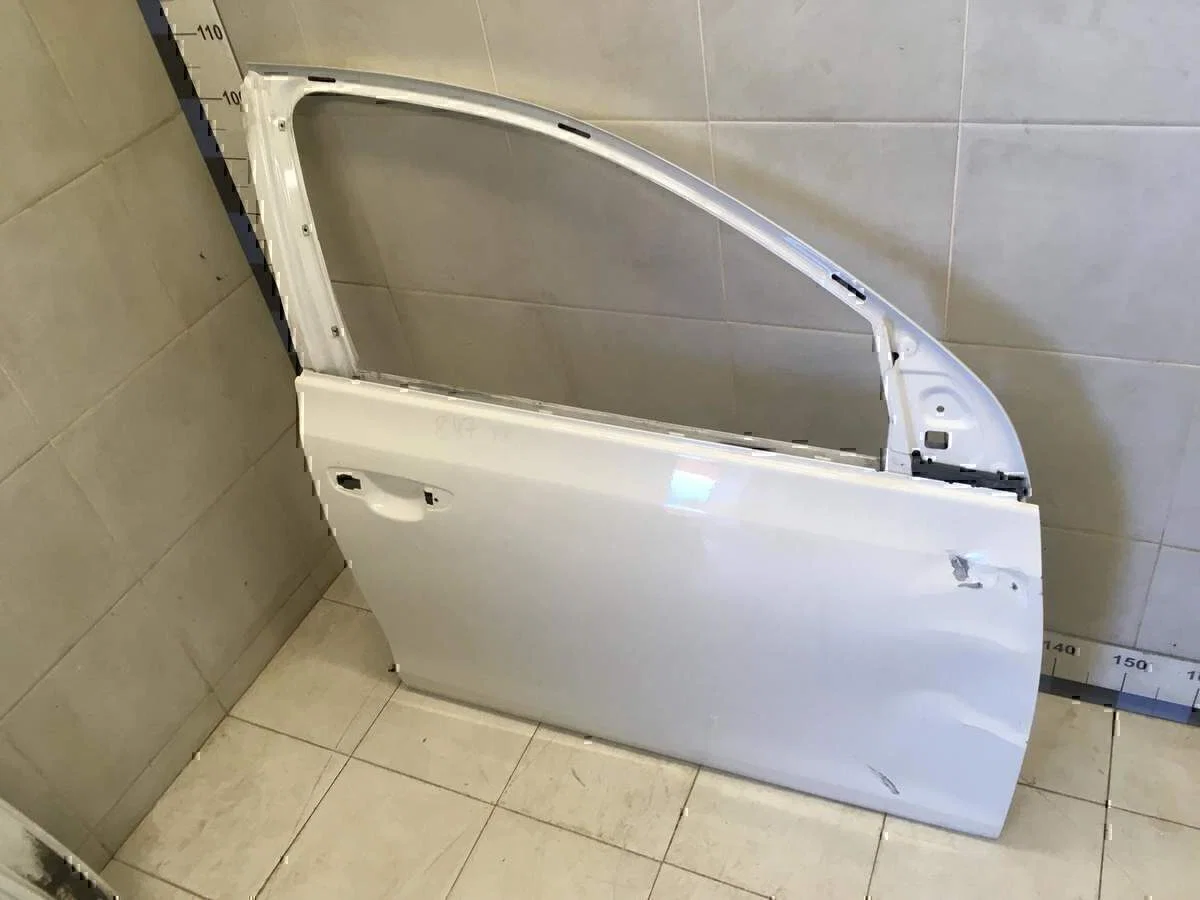 Дверь передняя правая VW Golf VI 2009-2012 - миниатюра 2