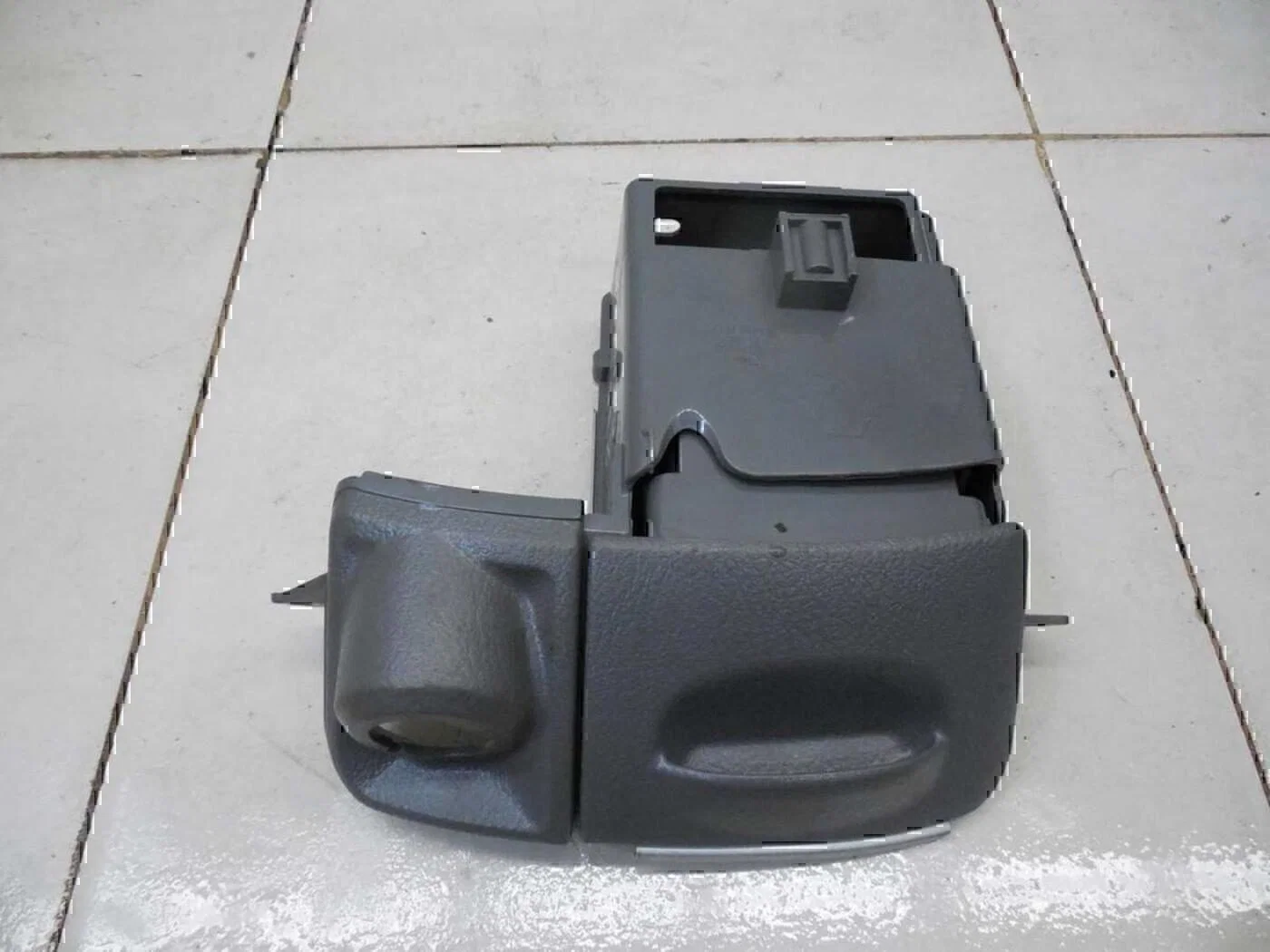 Пепельница передняя Chevrolet Lacetti 2003-2013 - миниатюра 2