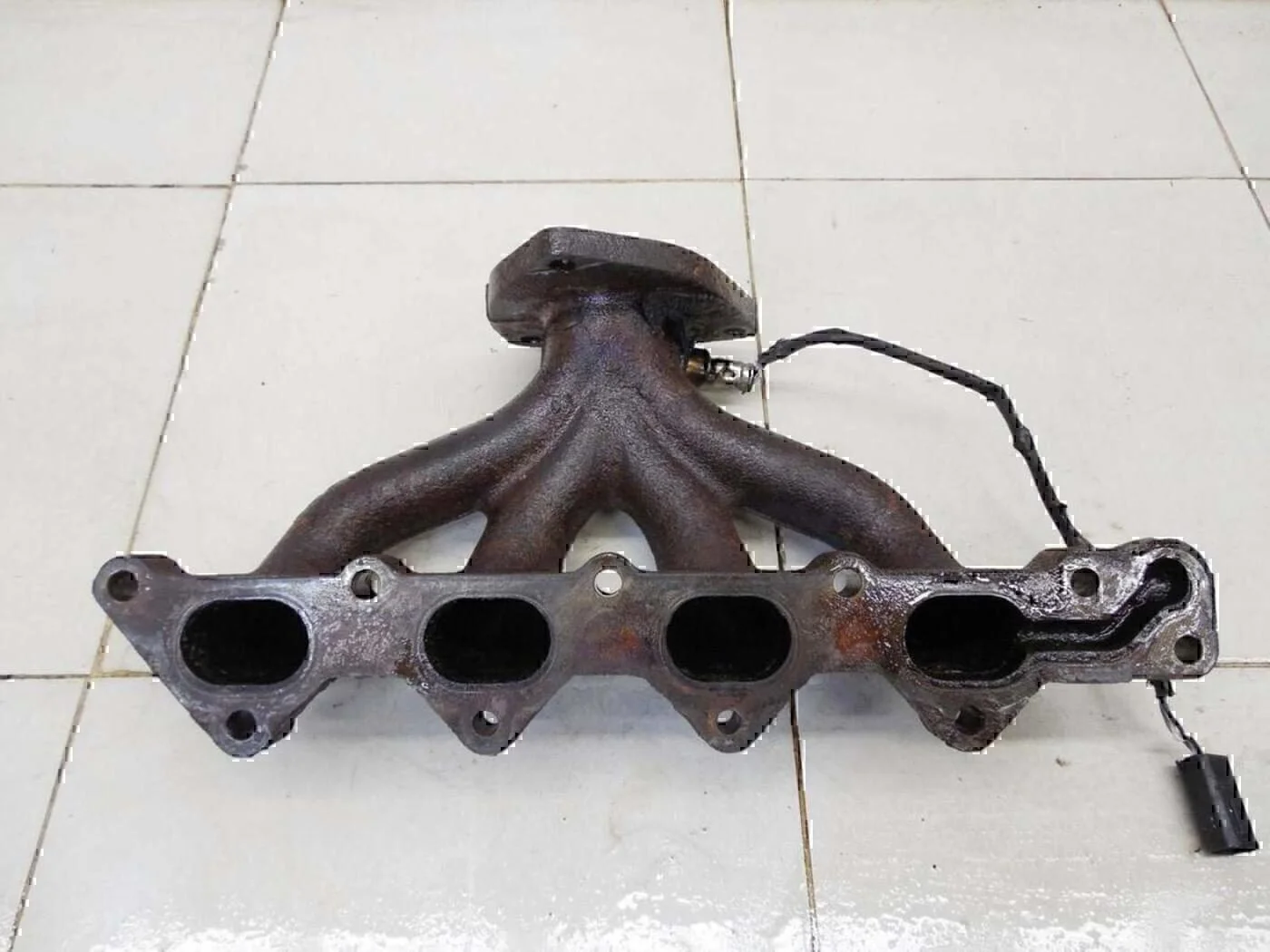 Коллектор выпускной Chevrolet Aveo (T200) 2003-2008 - миниатюра 4