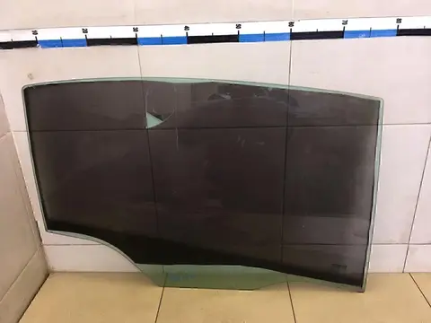 Стекло двери задней правой Peugeot-Citroen C4 2005-2011