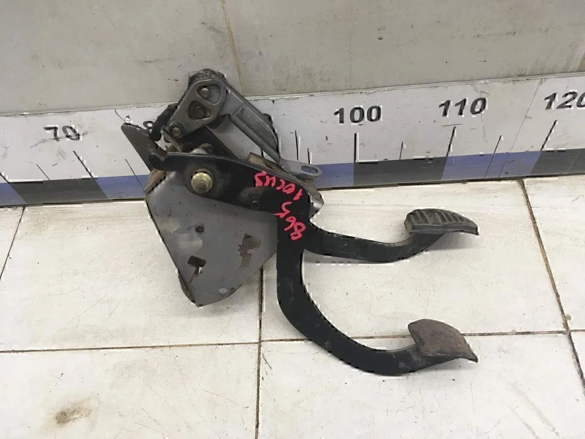 Блок педалей FORD Focus I 1998-2004 - миниатюра 6
