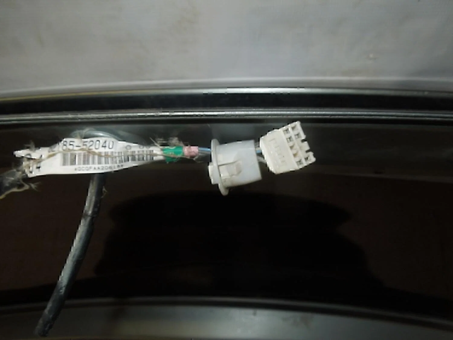 Дверь багажника TOYOTA Yaris 1999-2005 - миниатюра 6