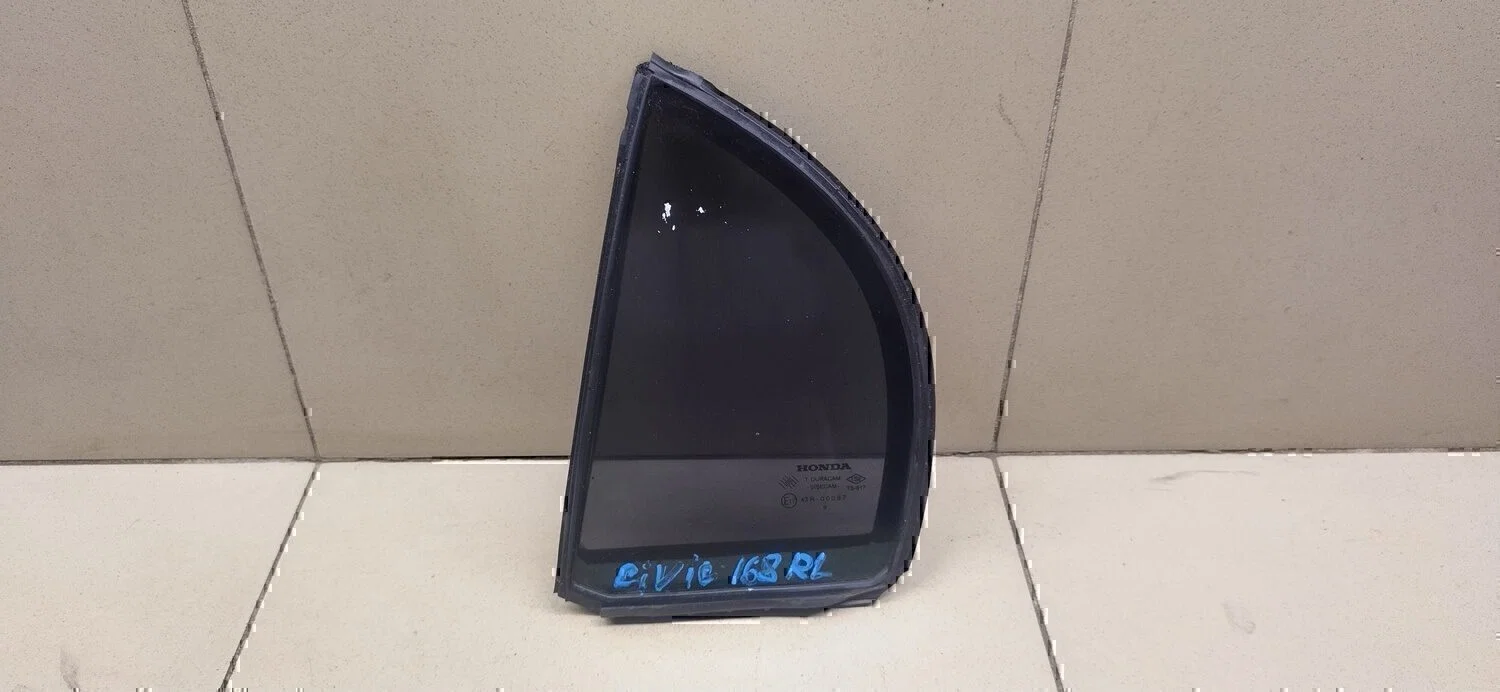 Стекло двери задней левой (форточка) HONDA Civic 4D 2006-2012