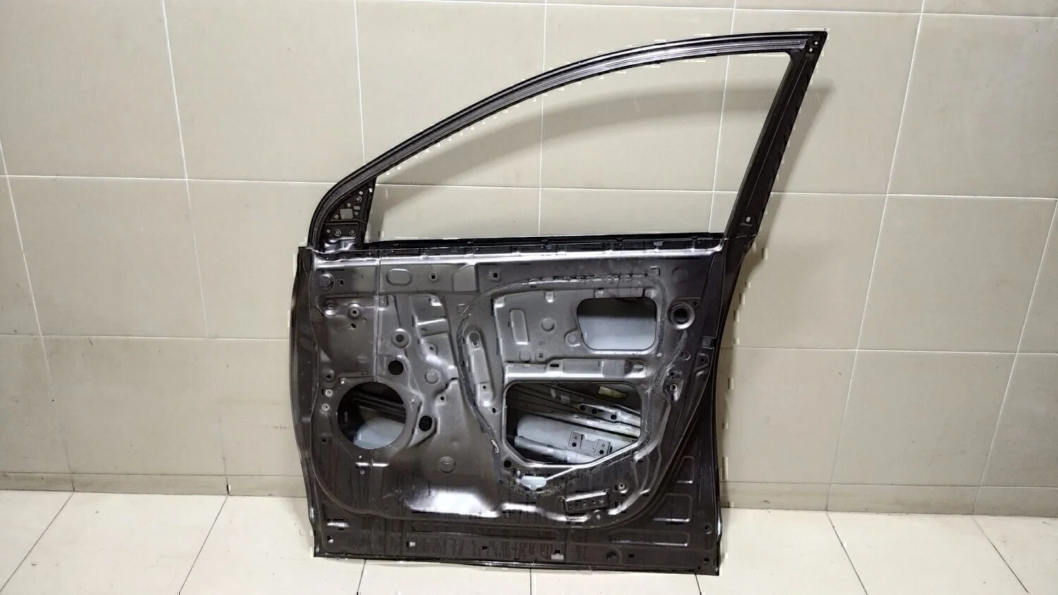 Дверь передняя правая TOYOTA RAV 4 2013-2019 - миниатюра 4