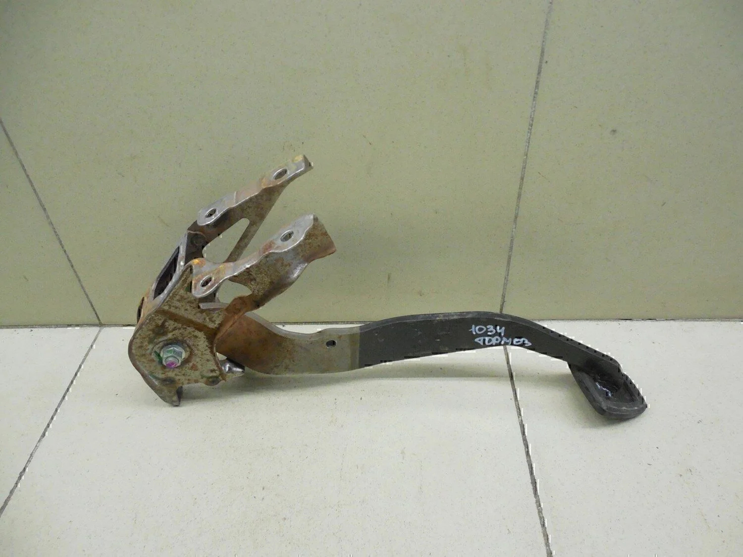 Педаль тормоза TOYOTA Yaris 2005-2011 - миниатюра 4