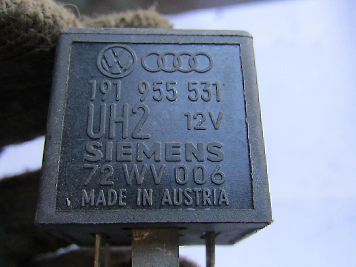 Реле стеклоочистителей Audi 100 [C4] 1991-1994 - миниатюра 3