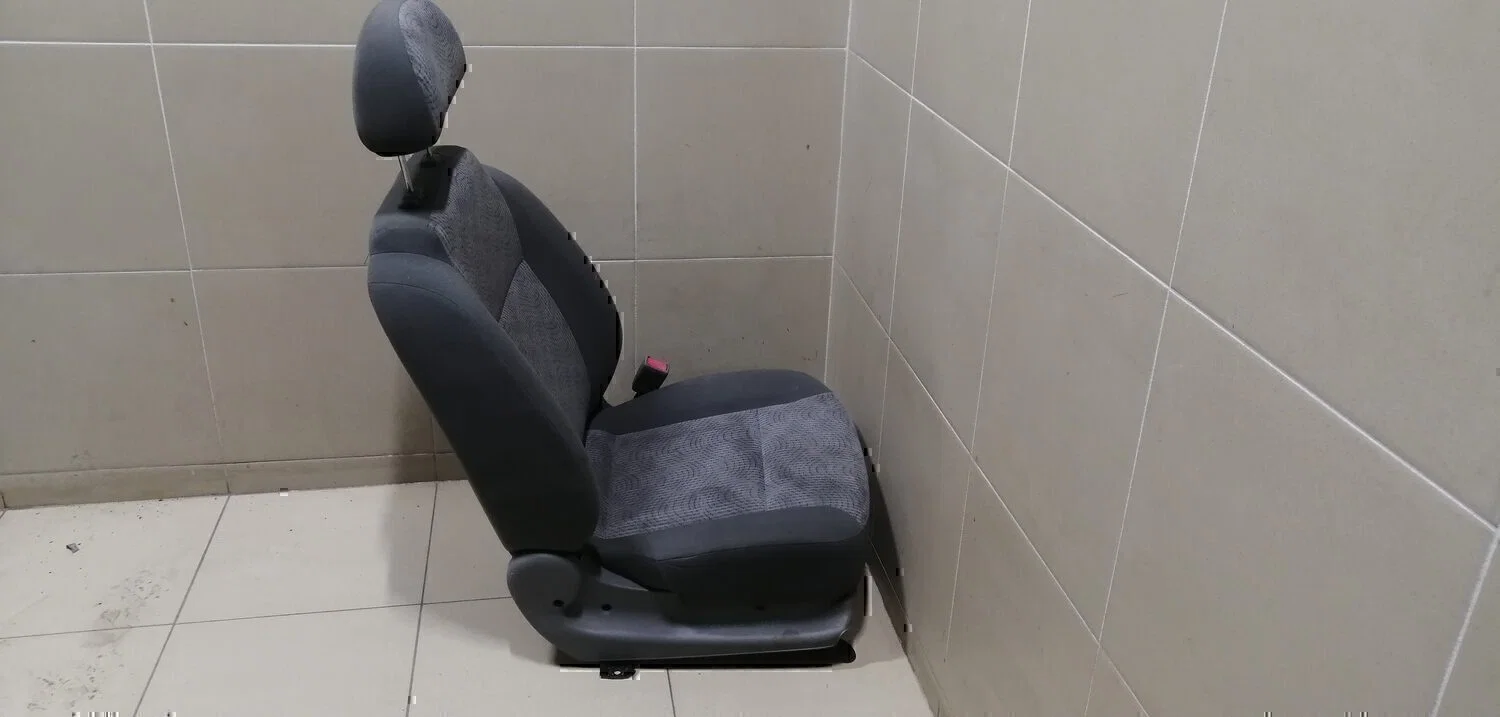 Сиденье переднее правое Chevrolet Aveo (T250) 2005-2011 - миниатюра 7