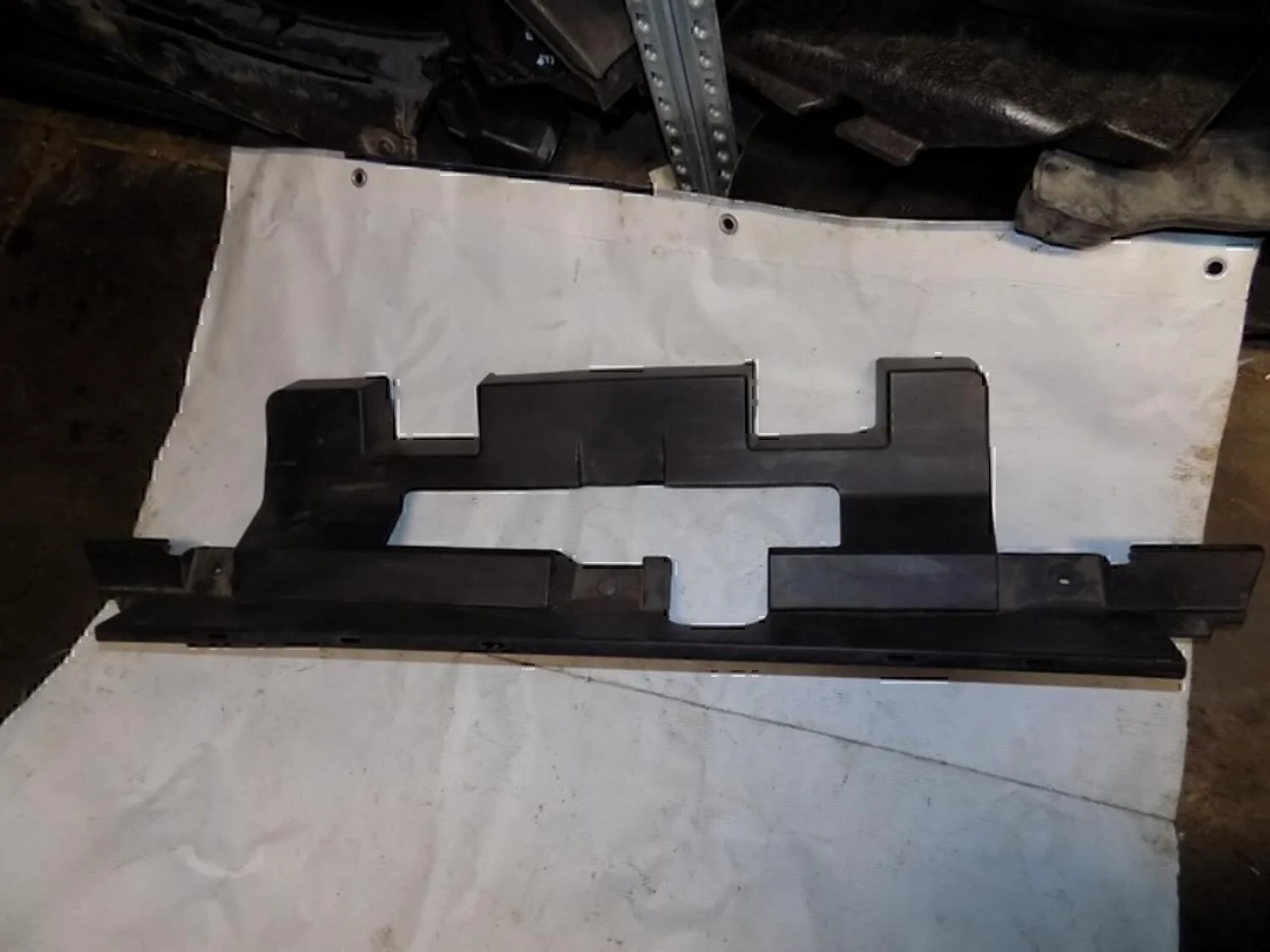 Обшивка багажника Chevrolet Aveo (T200) 2003-2008 - миниатюра 2