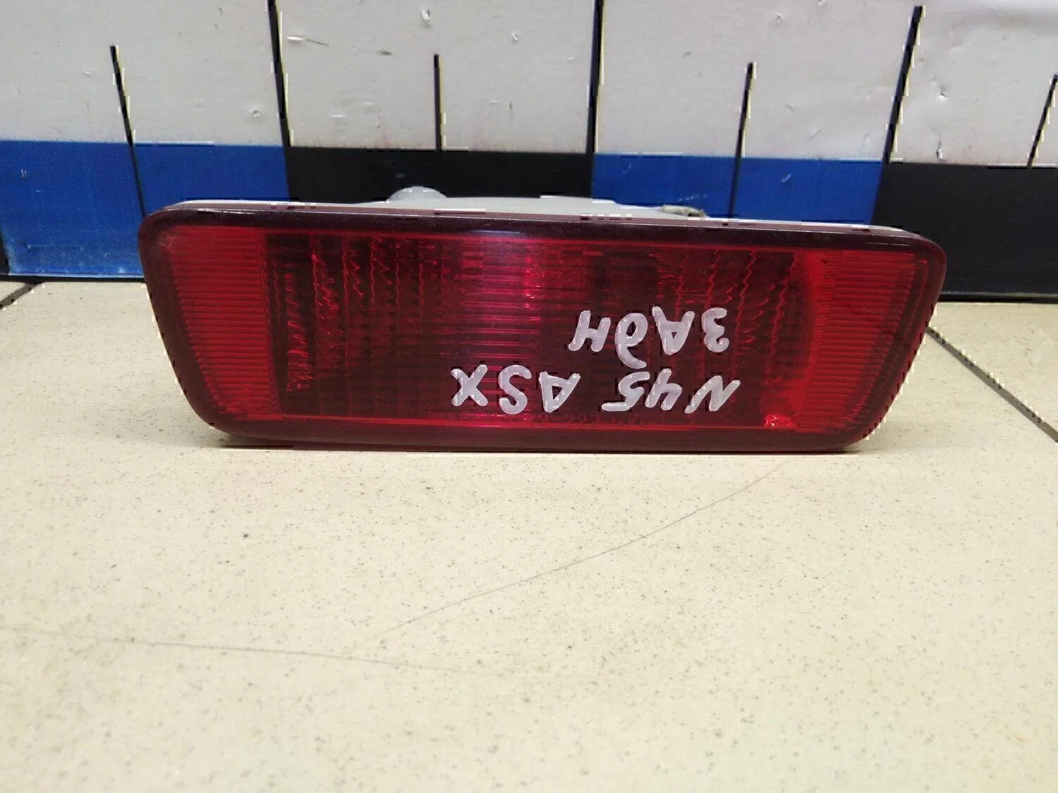 Фонарь задний в бампер MITSUBISHI ASX 2010-2016 - изображение 1