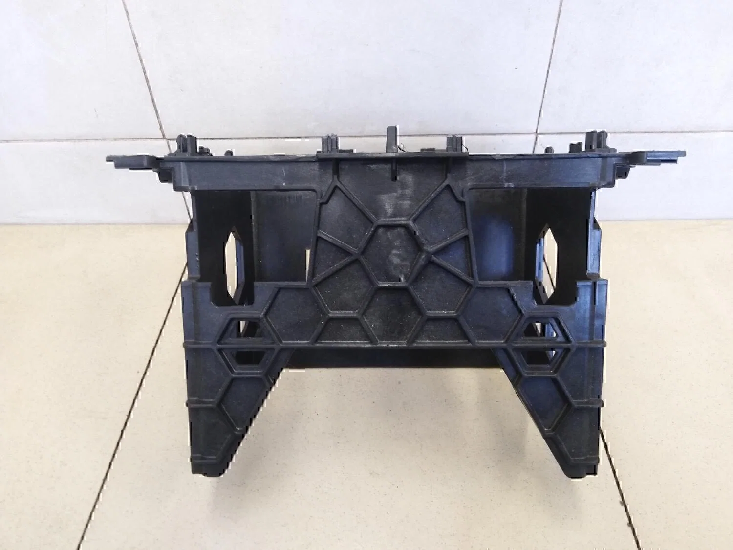 Рамка магнитолы VW Jetta 2006-2011 - миниатюра 3