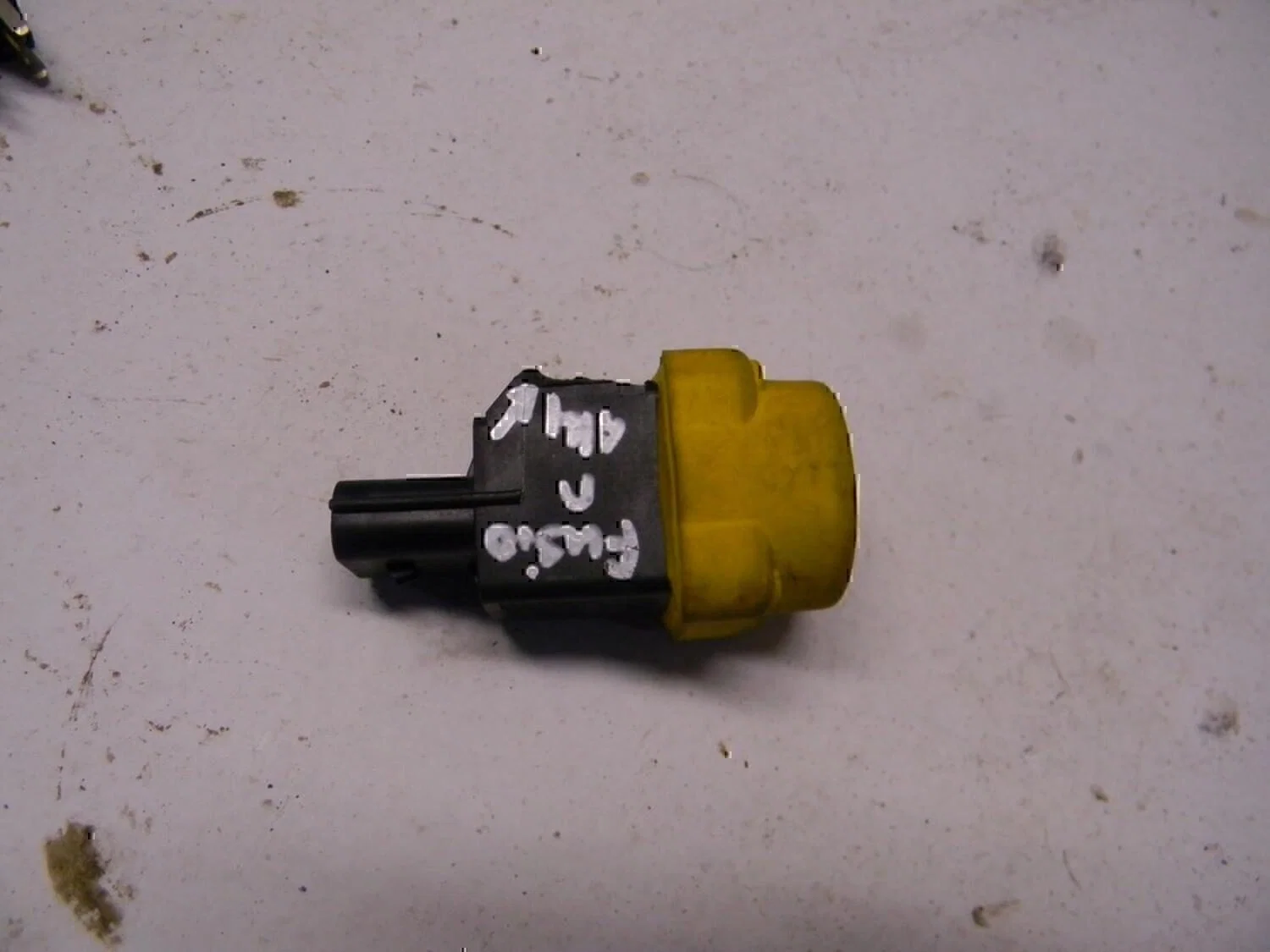 Выключатель FORD Fusion 2002-2012 - миниатюра 3