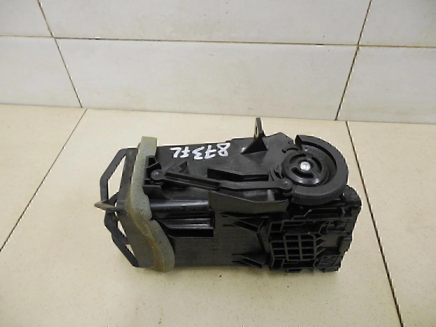 Дефлектор воздушный NISSAN Tiida (C11) 2007-2014 - миниатюра 3