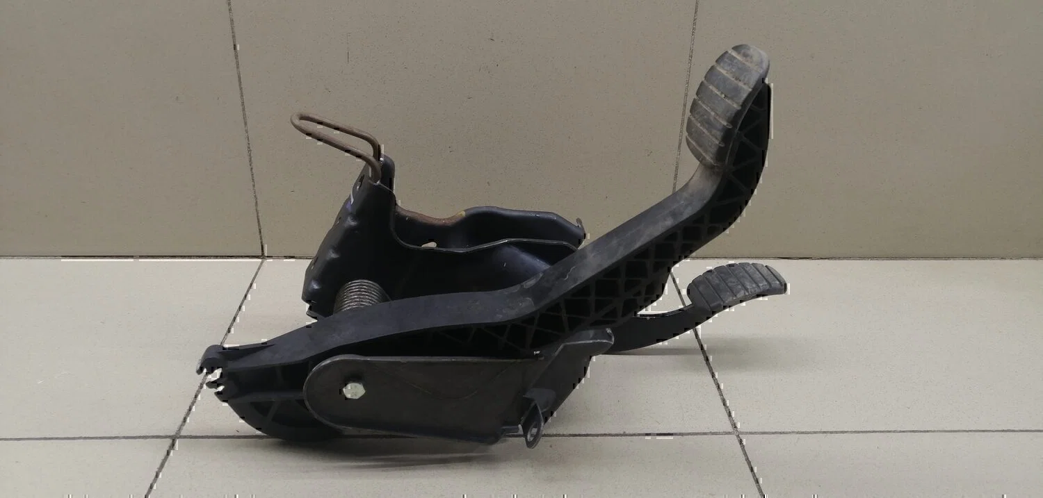 Блок педалей RENAULT Logan 2005-2014 - миниатюра 3