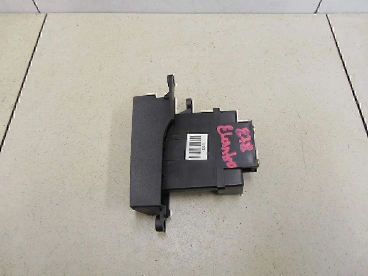 Ящик передней консоли Hyundai-KIA Elantra 2000-2005 - миниатюра 3