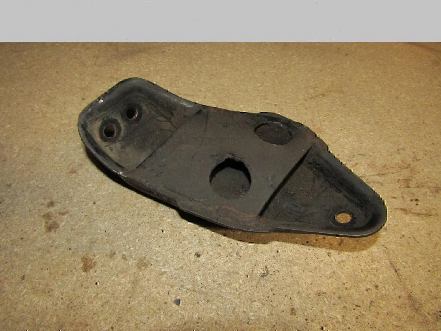 Кронштейн КПП OPEL Astra F 1991-1998 - миниатюра 2