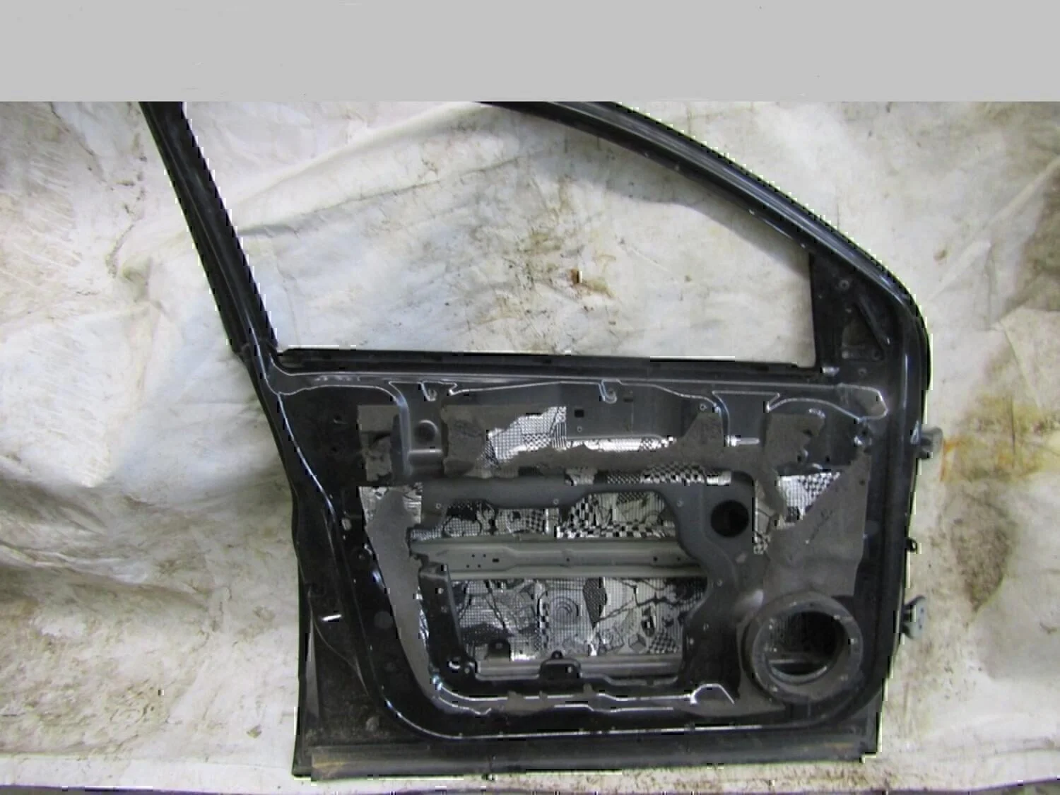 Ограничитель двери NISSAN Qashqai (J10) 2006-2014 - миниатюра 3