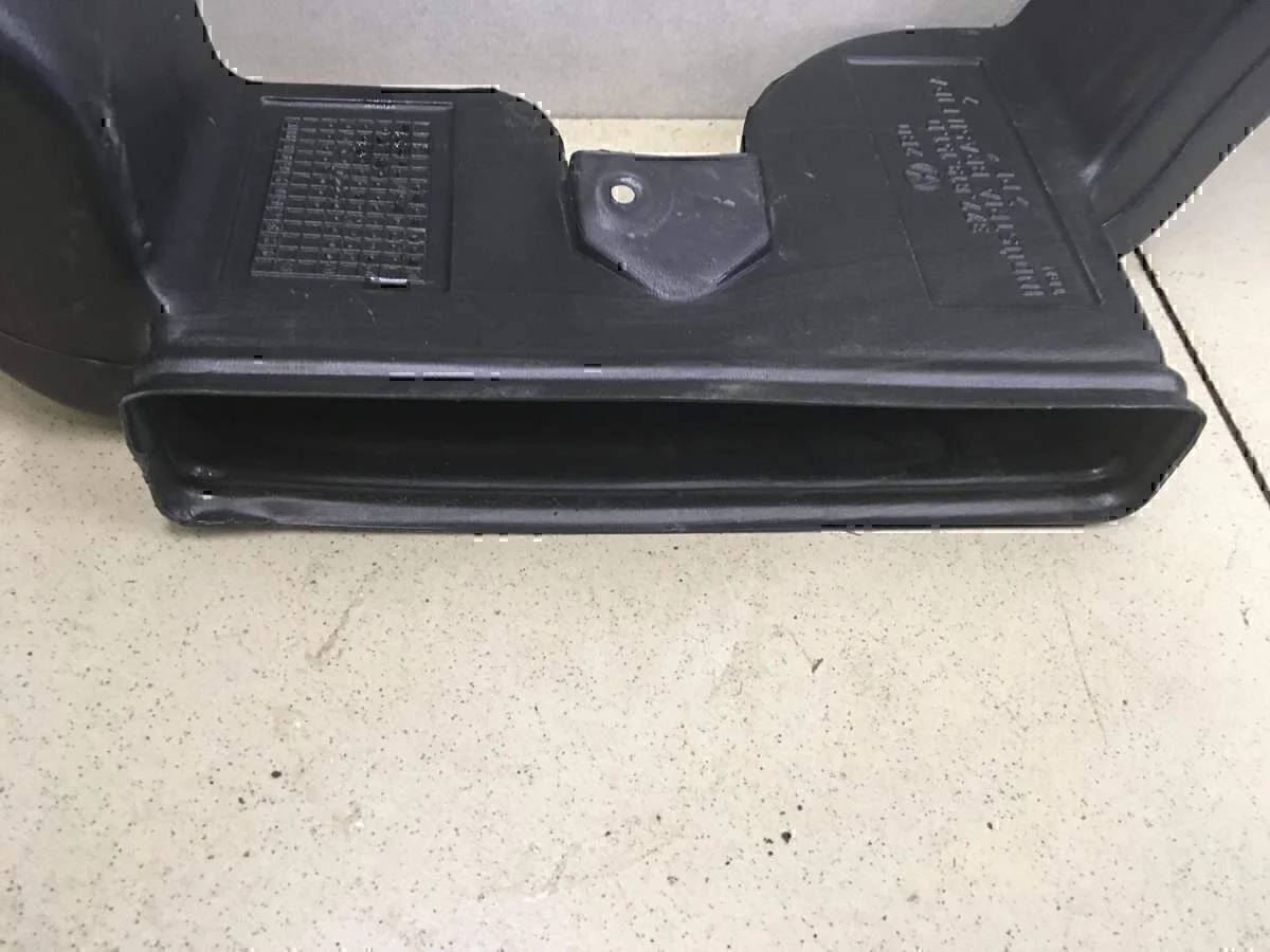 Воздуховод отопителя VW Pointer/Golf BR 2004-2009 - миниатюра 4