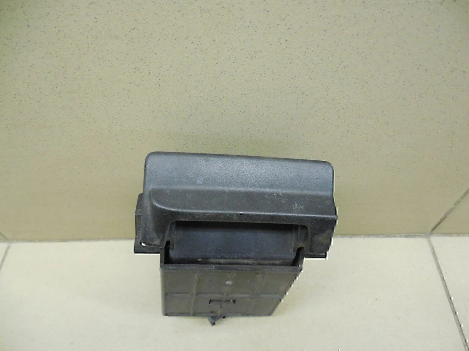 Пепельница передняя Hyundai-KIA RIO 2000-2004 - миниатюра 7