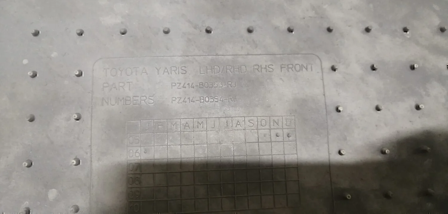 Коврик салона TOYOTA Yaris 2005-2011 - миниатюра 3