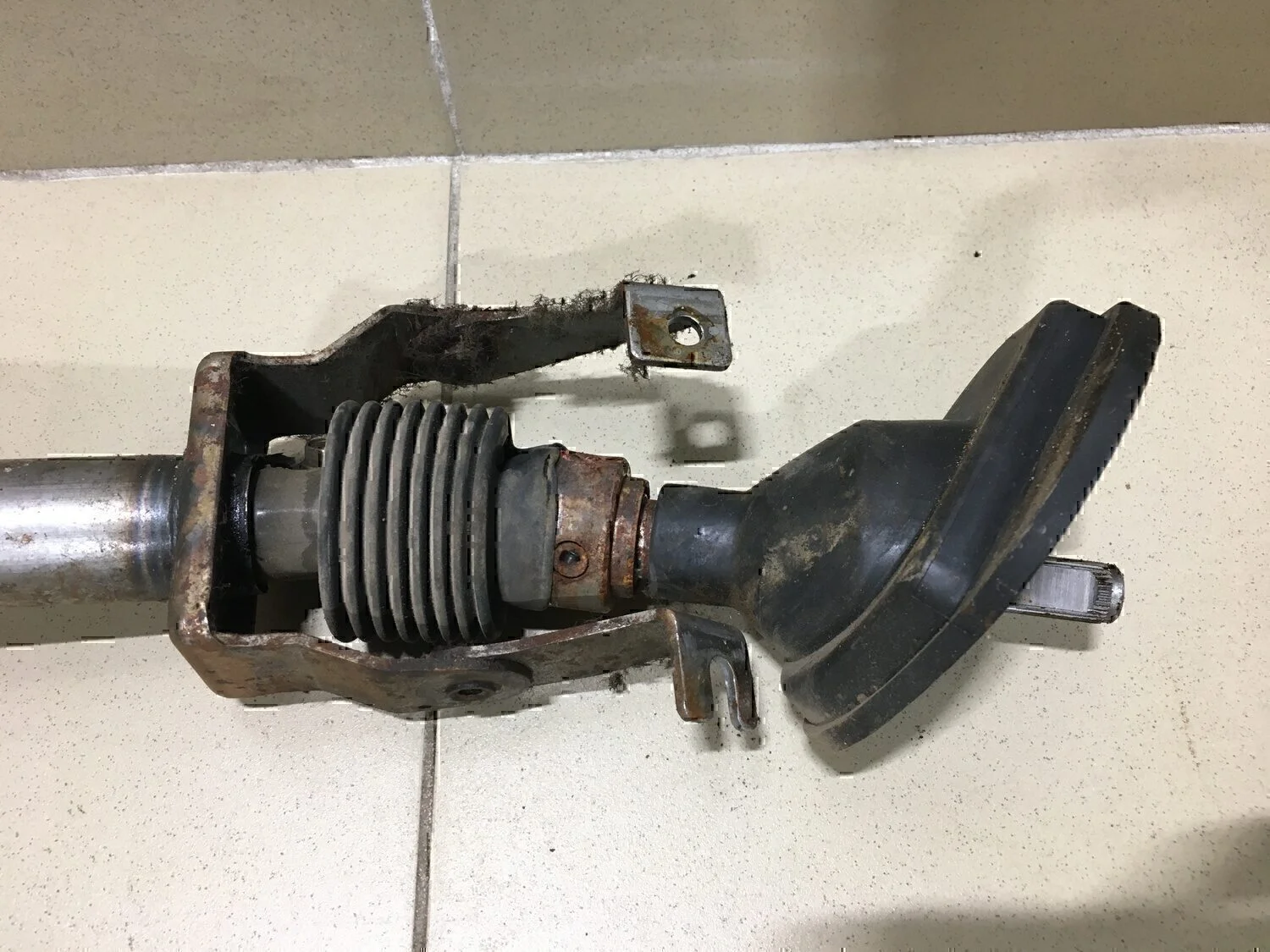 Колонка рулевая MAZDA 626 (GE) 1992-1997 - миниатюра 4