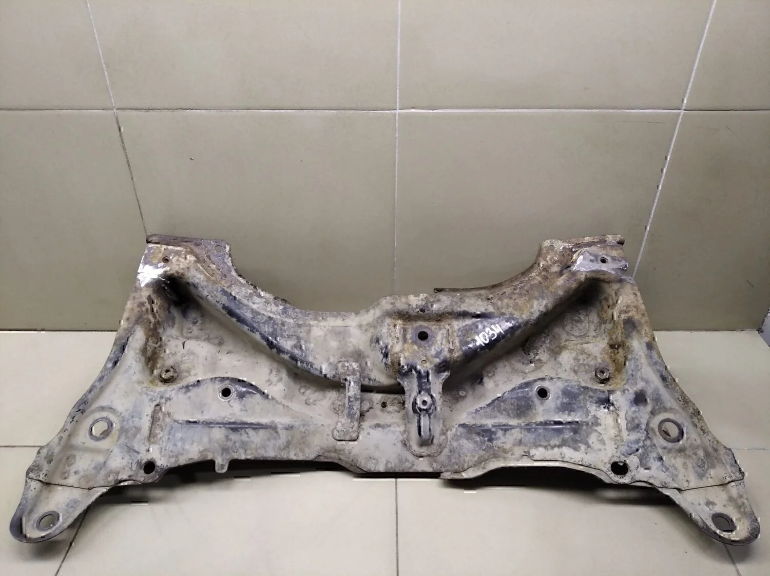 Балка подмоторная TOYOTA Yaris 2005-2011 - изображение 1