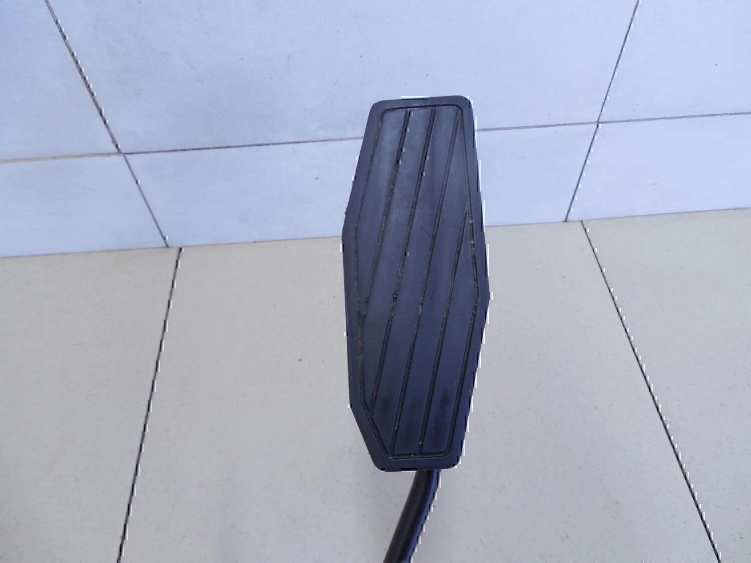 Педаль газа MAZDA 626 (GE) 1992-1997 - миниатюра 2
