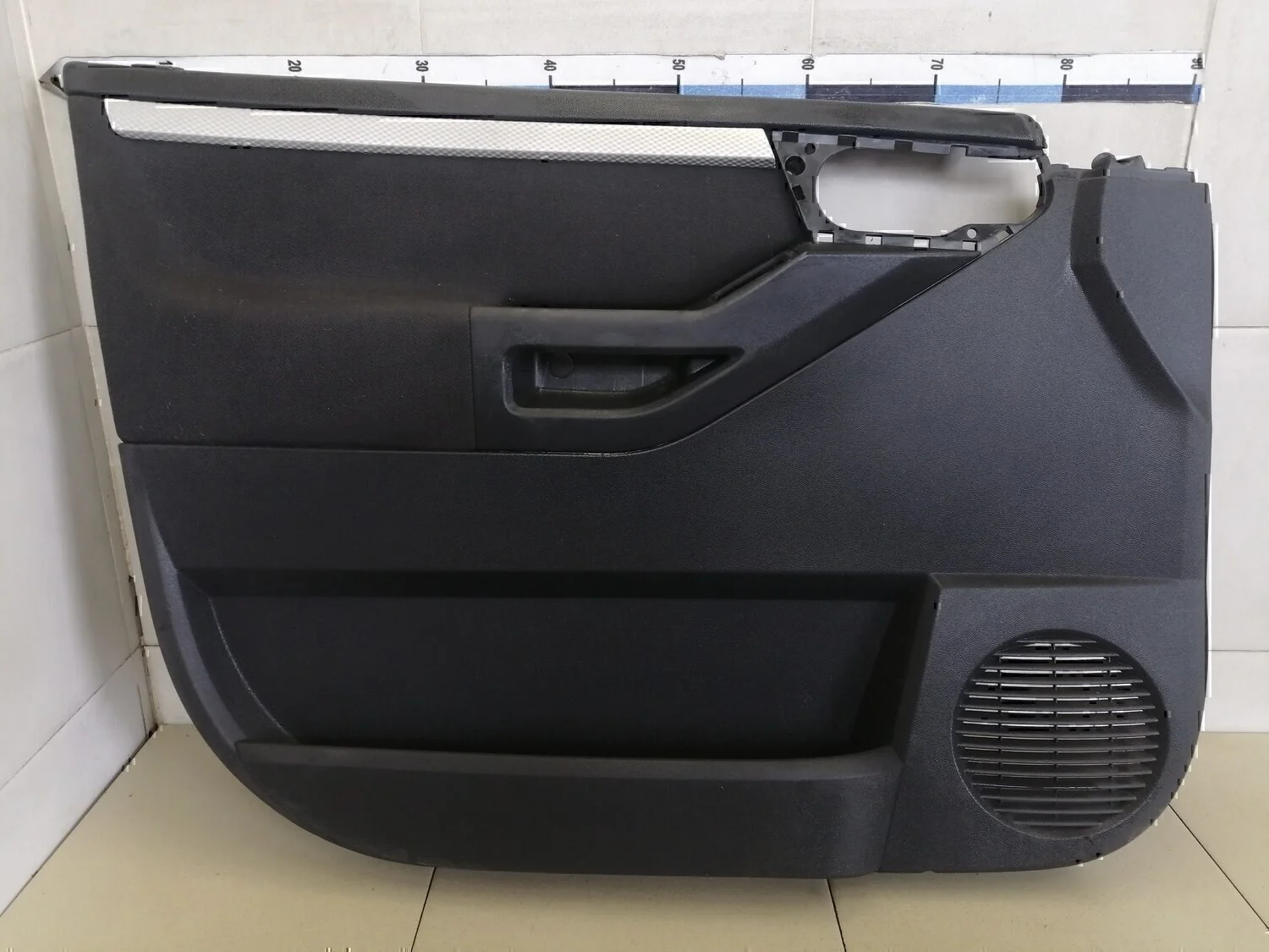Обшивка двери передней левой OPEL Meriva 2003-2010 - изображение 1