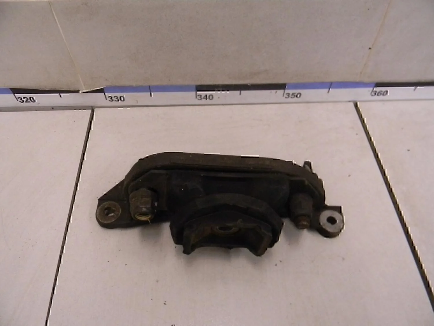 Кронштейн опоры КПП RENAULT Logan 2005-2014 - миниатюра 2