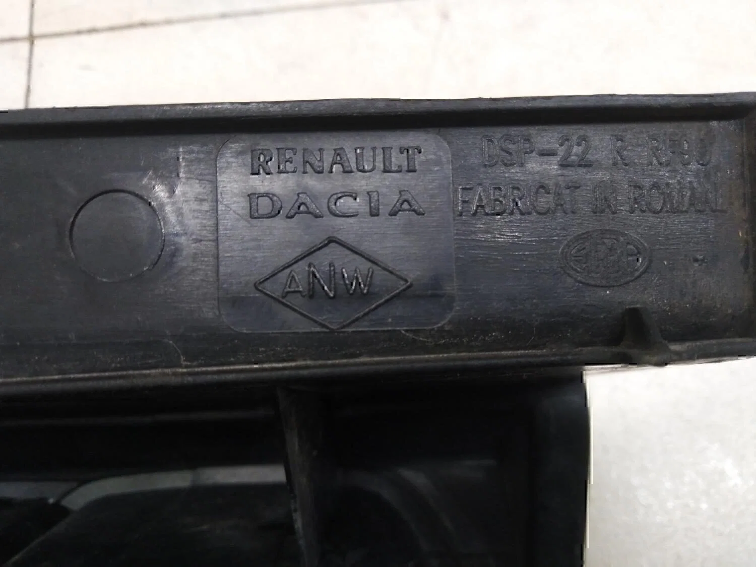 Фонарь задний правый АвтоВАЗ Lada Largus 2011> - миниатюра 8