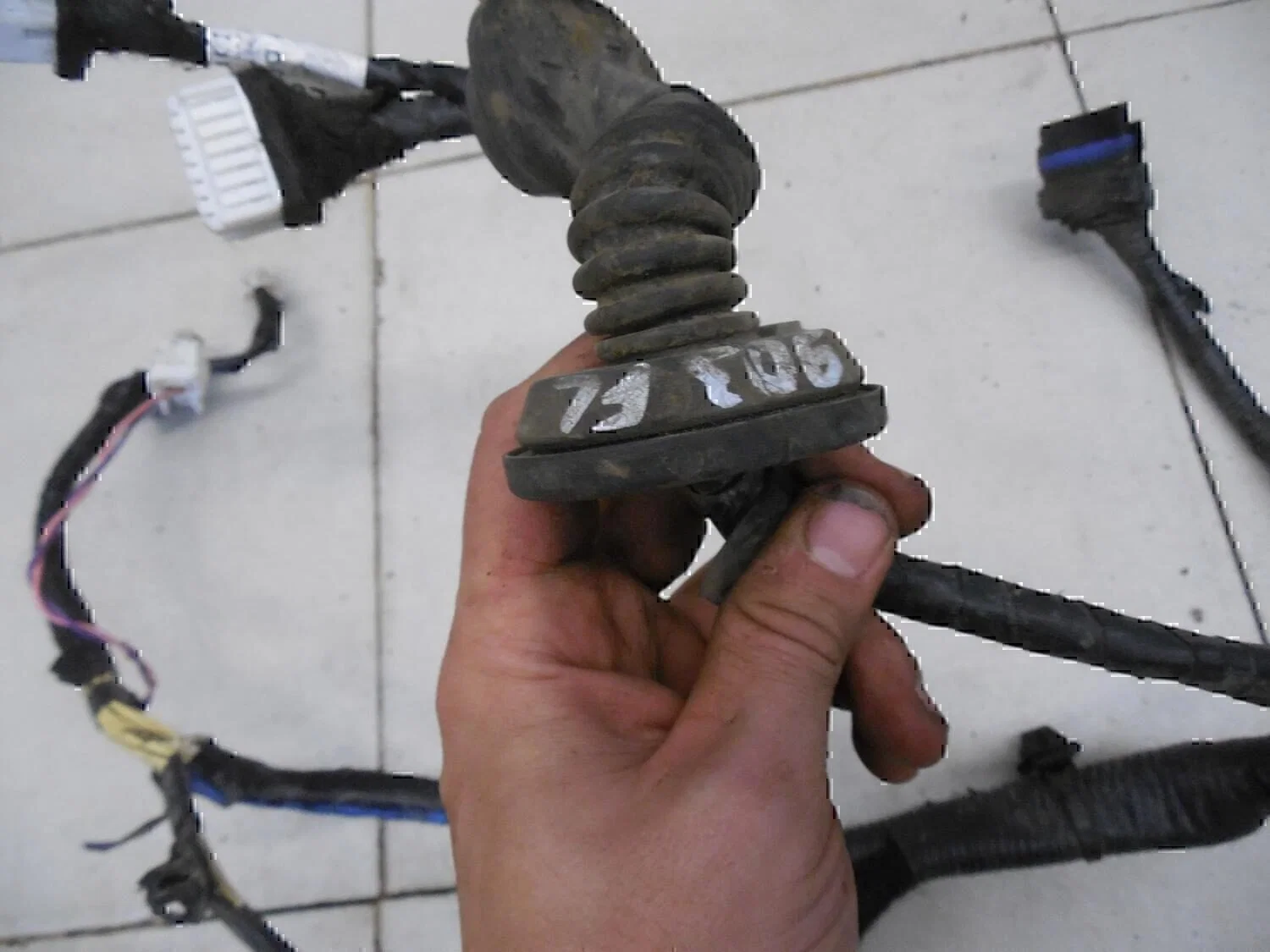 Проводка (коса) NISSAN Note (E11) 2006-2013 - миниатюра 2