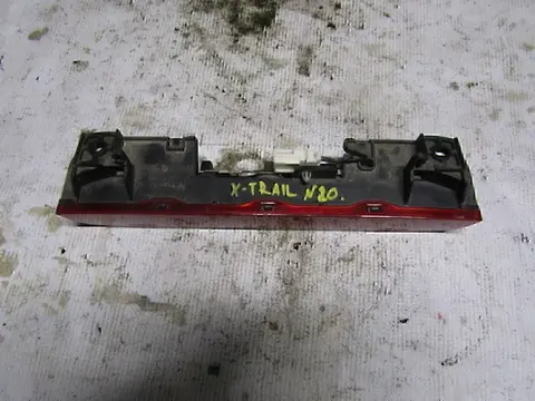 Фонарь задний (стоп сигнал) NISSAN X-Trail (T30) 2001-2006
